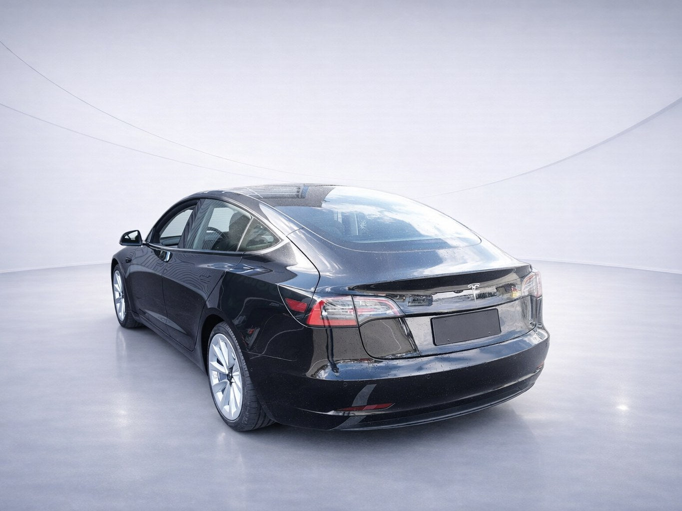 Tesla Model 3 Long Range AWD (Dual Motor) – 2022 498 HP (366 kW)